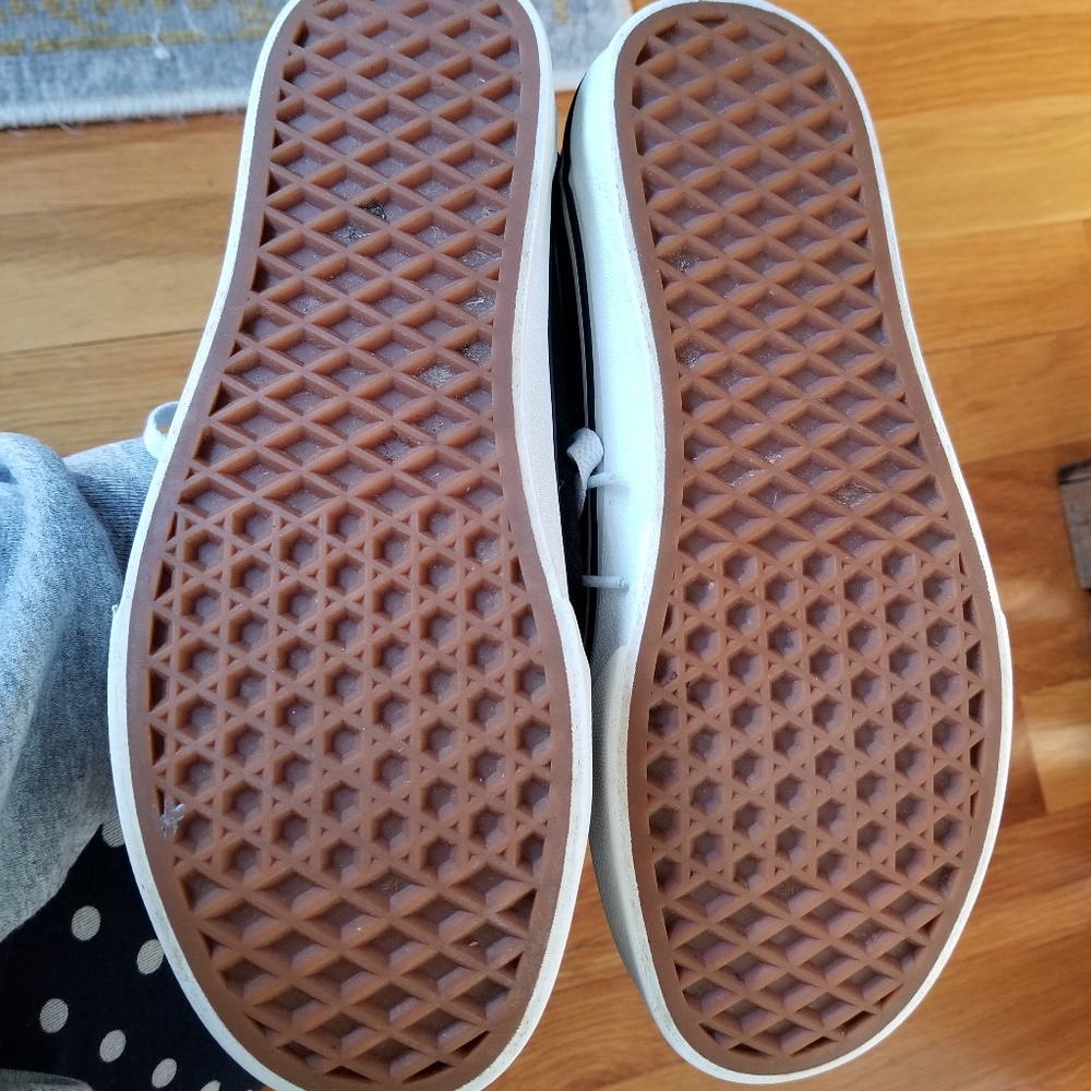 Classic Vans - Picture 2 of 6